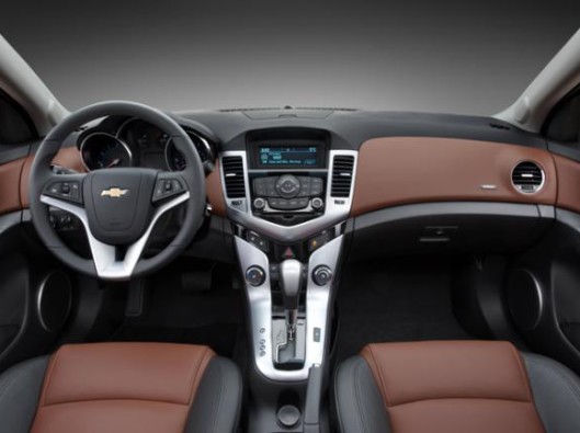 Chevrolet-Cruze-ltz-03