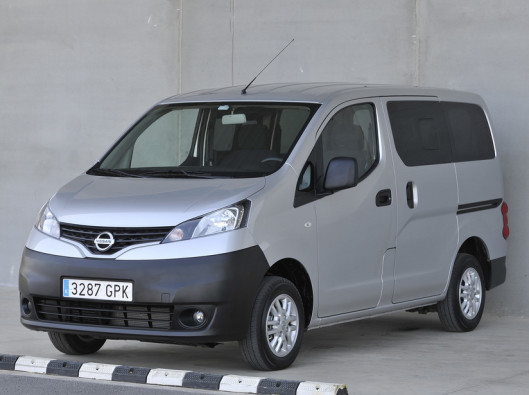 nissan-nv200-combi-04