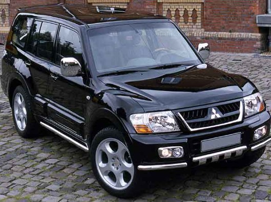 Mitsubishi-Pajero-images-NOLEGGIO A LUNGO TERMINE