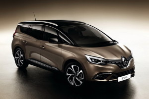 renault-grand-scenic-2016 a noleggio lungo termine